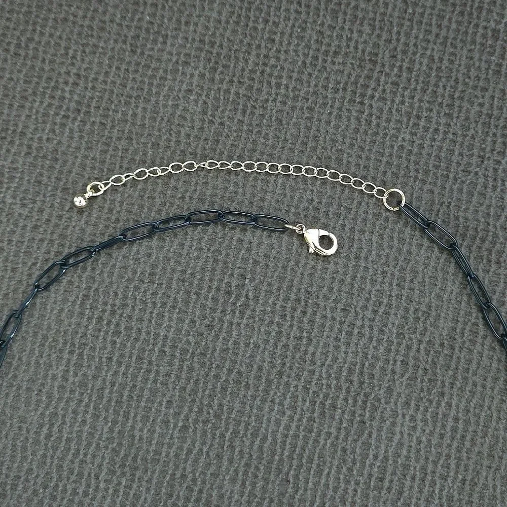 Blue💙 Flower🏵 Pendant Necklace on Black🖤 Paperclip📎 Chain⛓️ - NWOT